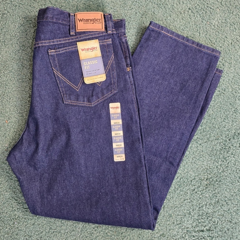 Wrangler Mens Rugged Wear Classic Fit Jeans 38x30 Menswear Denim Pants NWT Work